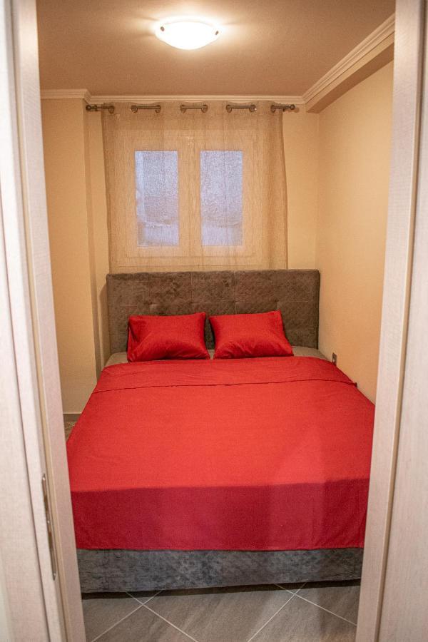 John'S Apartment'S Near Athens Airport!! Spáta Екстериор снимка