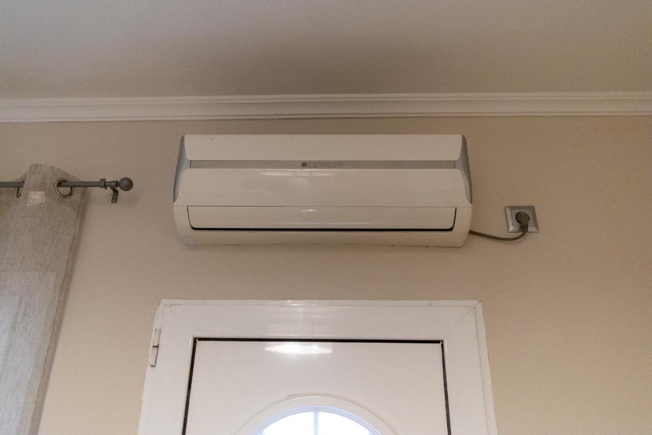 John'S Apartment'S Near Athens Airport!! Spáta Екстериор снимка
