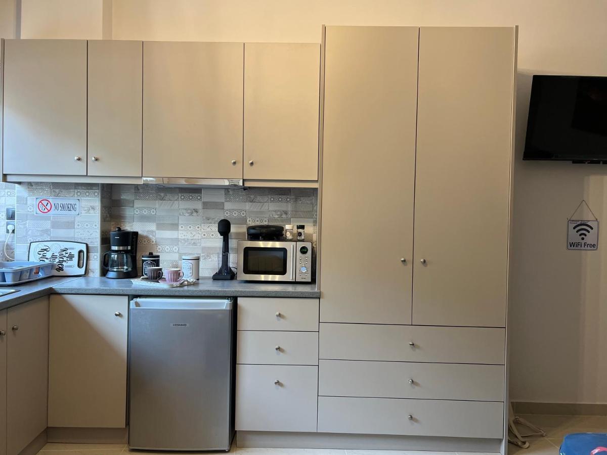 John'S Apartment'S Near Athens Airport!! Spáta Екстериор снимка